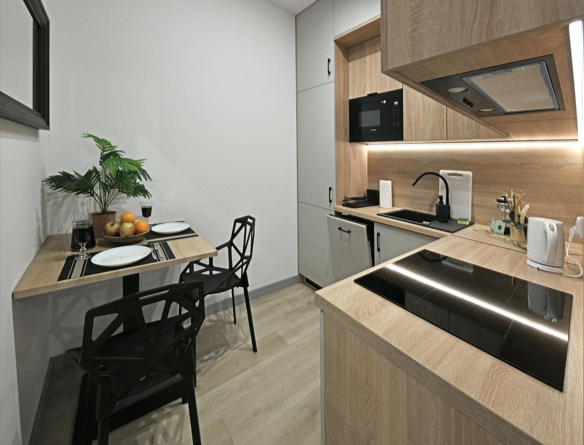 Room, Prymasa 1000-lecia Apartment