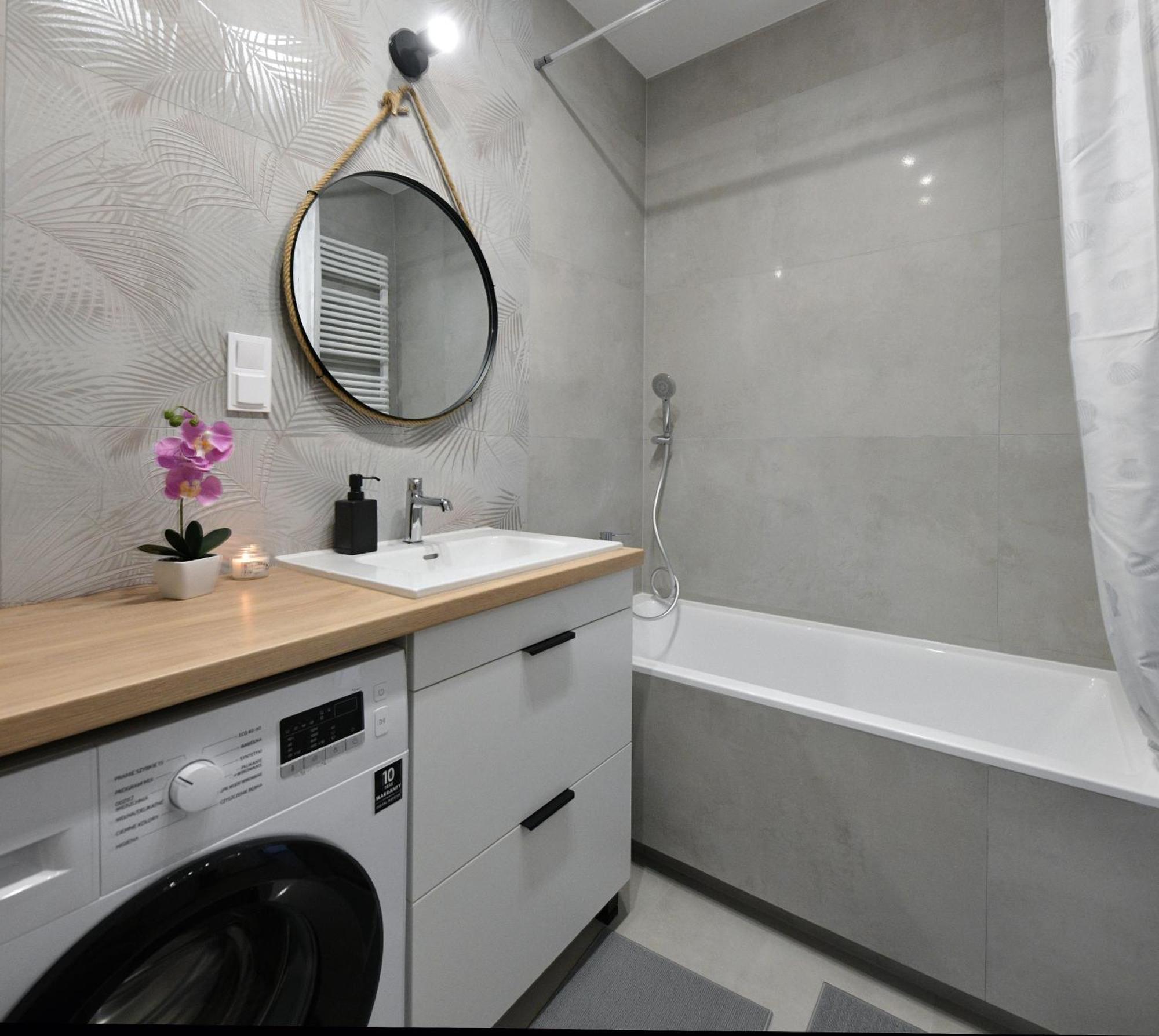 Room, Prymasa 1000-lecia Apartment *